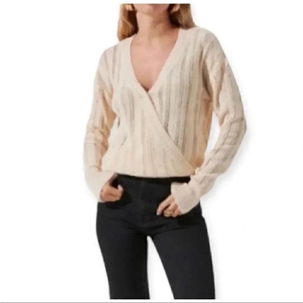 ASTR Faux Wrap V-neck Pointelle Knit Pullover Sweater in Beige Cream SZ XS